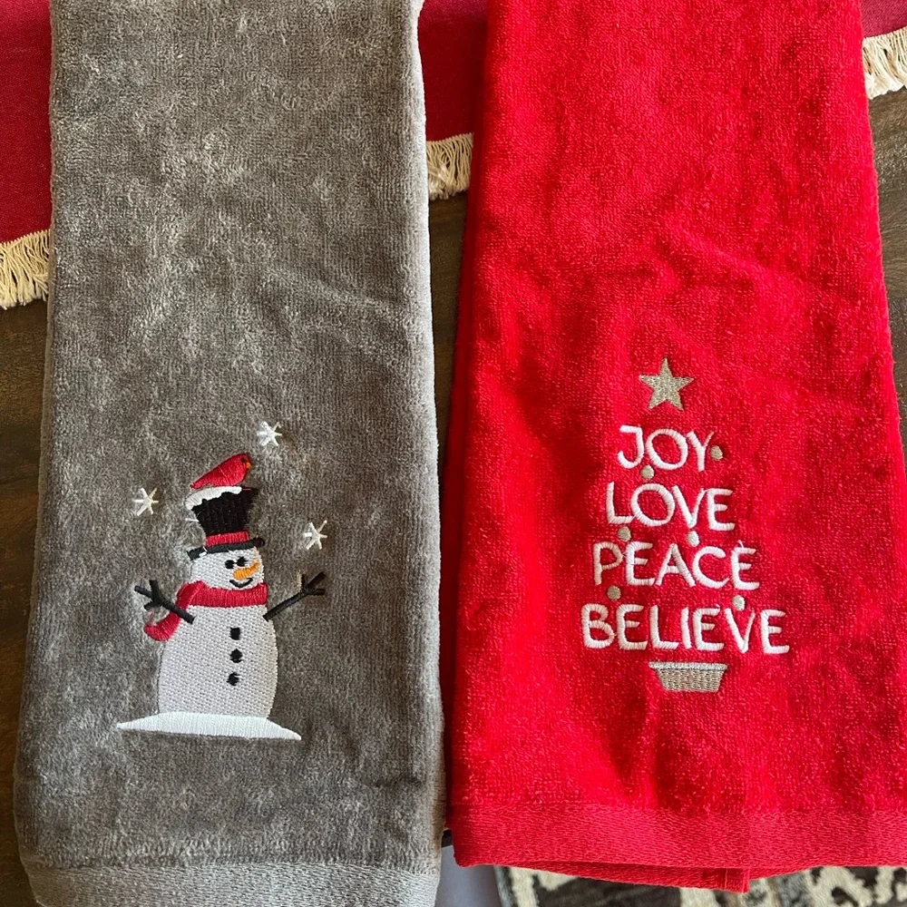 Christmas hand towels